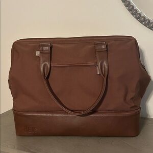 BEIS Weekender Travel Bag in Maple Brown